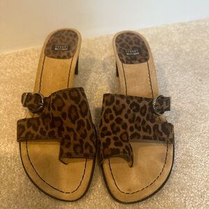 Stewart Weitzman cheetah print sandal 7.5